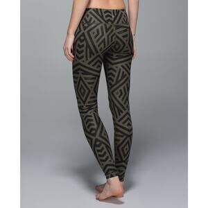 Lululemon Chevron Shuffle Fatigue Green Wunder Under Activewear Leggings